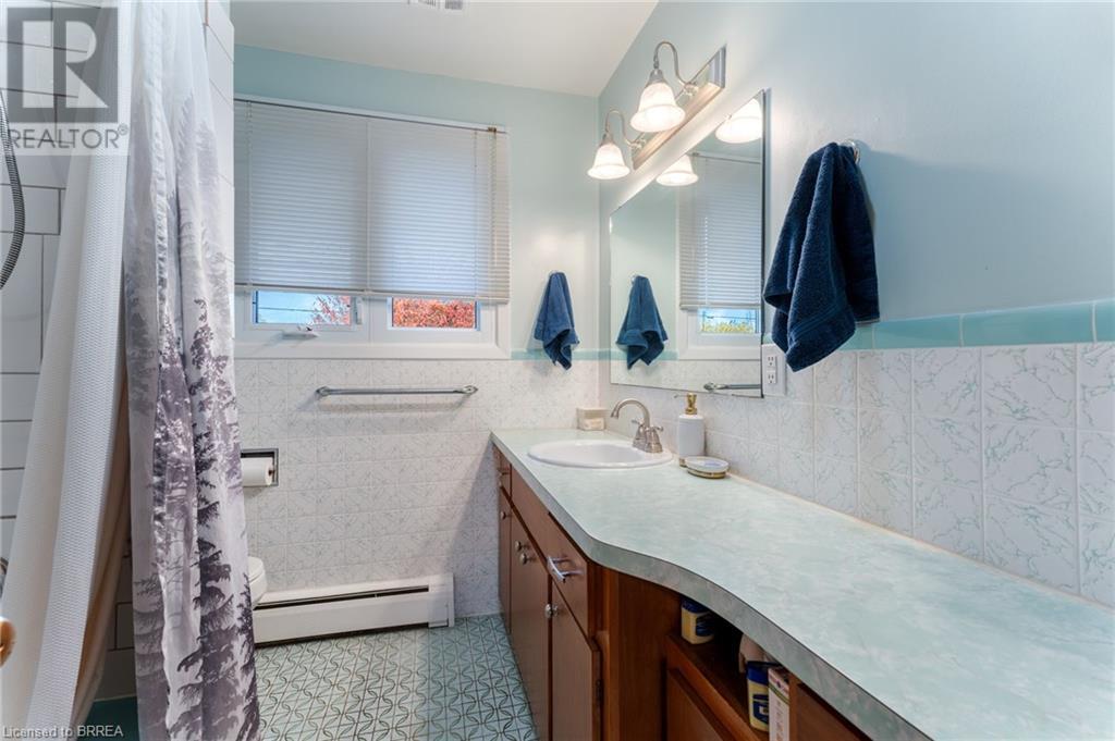 21 Janet Street, Port Colborne, Ontario  L3K 2E6 - Photo 12 - 40667349