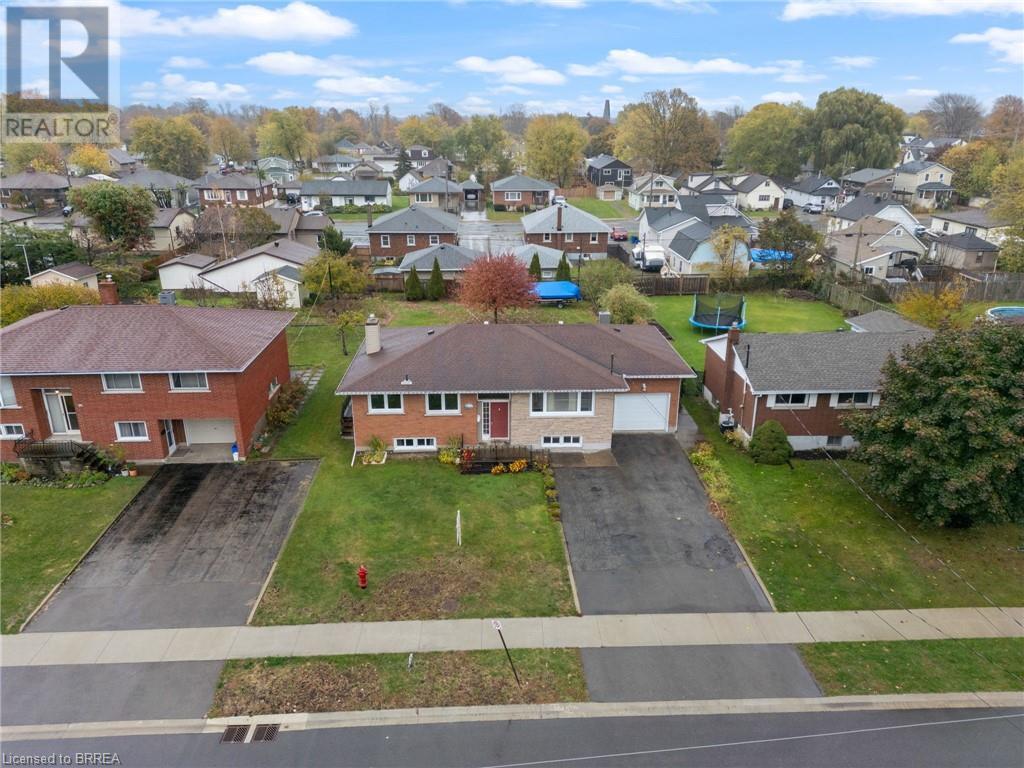 21 Janet Street, Port Colborne, Ontario  L3K 2E6 - Photo 2 - 40667349