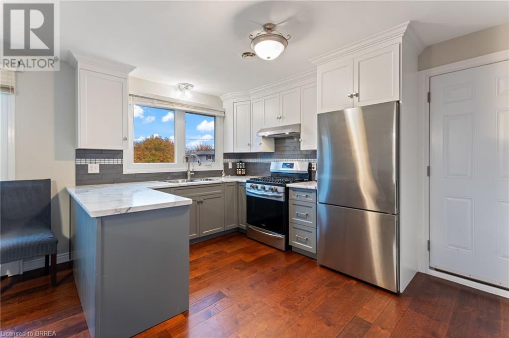 21 Janet Street, Port Colborne, Ontario  L3K 2E6 - Photo 6 - 40667349