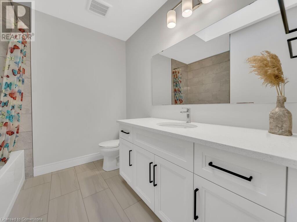 26 Bay Cedar Lane Lane, Breslau, Ontario  N0B 1M0 - Photo 29 - 40673364