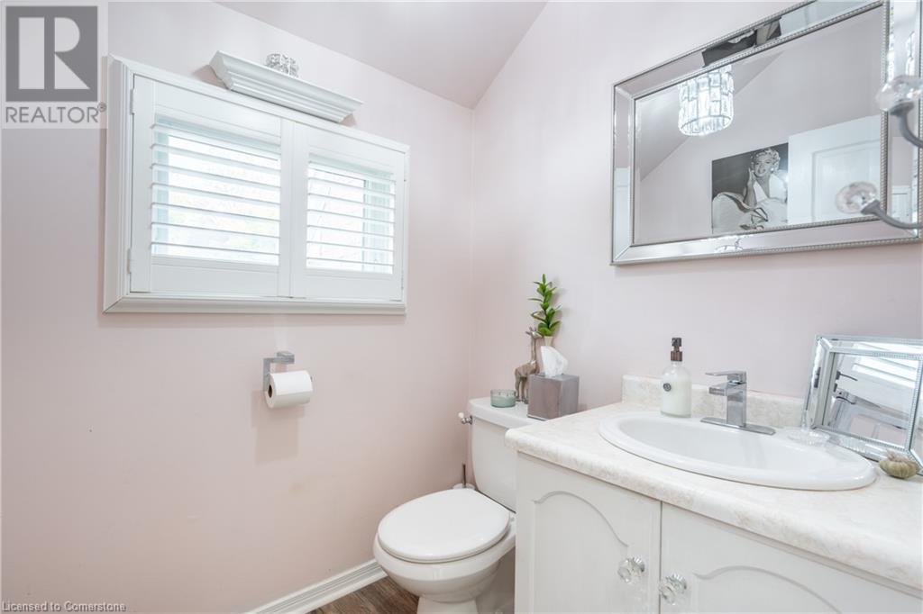 101 Strada Boulevard, St. Catharines, Ontario  L2S 3K6 - Photo 8 - 40674212