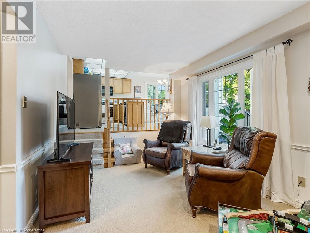 2079 Hunters Wood Drive, Burlington, Ontario  L7M 2T1 - Photo 28 - 40648356