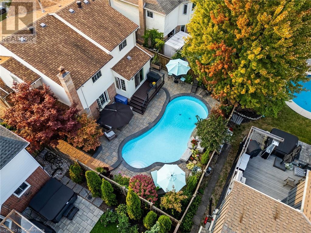 2079 Hunters Wood Drive, Burlington, Ontario  L7M 2T1 - Photo 6 - 40648356