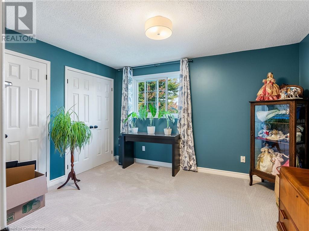 2079 Hunters Wood Drive, Burlington, Ontario  L7M 2T1 - Photo 37 - 40648356