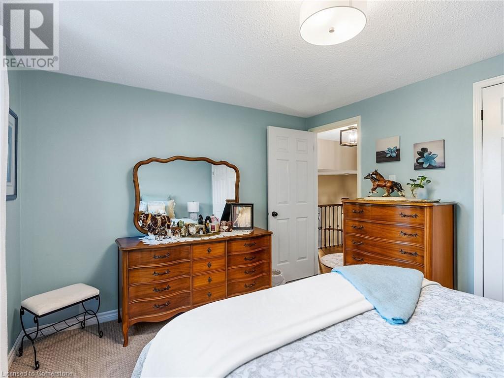 2079 Hunters Wood Drive, Burlington, Ontario  L7M 2T1 - Photo 40 - 40648356