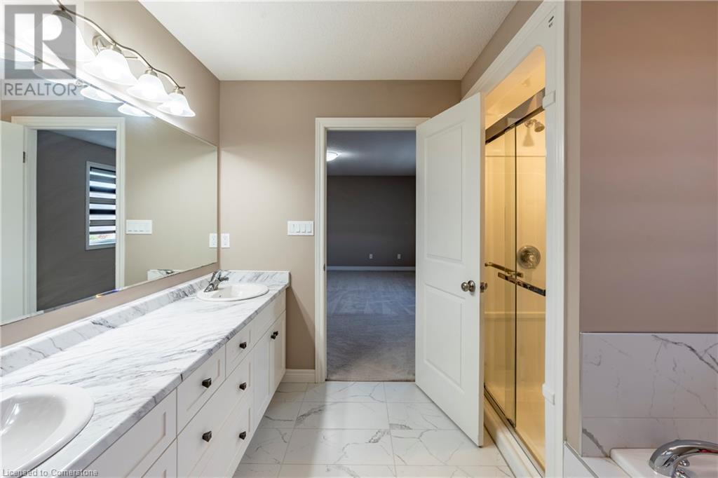 176 Dallan Drive Drive, Guelph, Ontario  N1L 1H1 - Photo 36 - 40665915