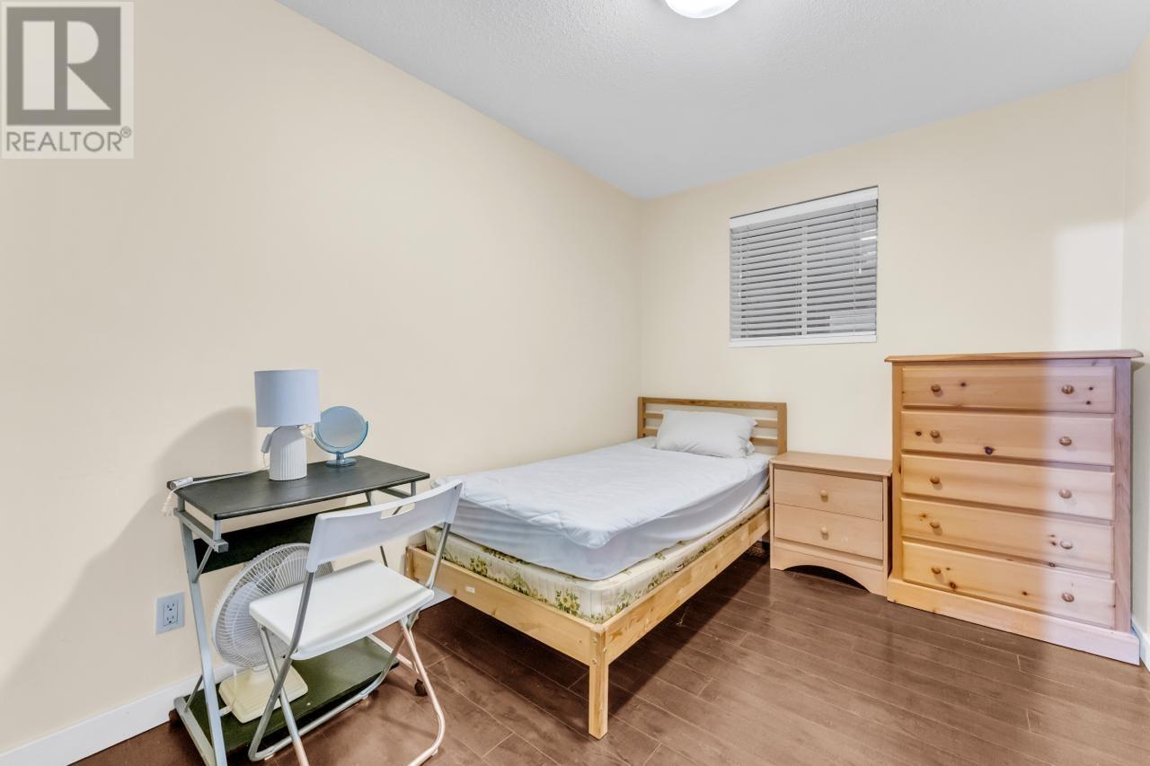 448 Rousseau Street, New Westminster, British Columbia V3L 3R3 - Photo 7 - R2925437