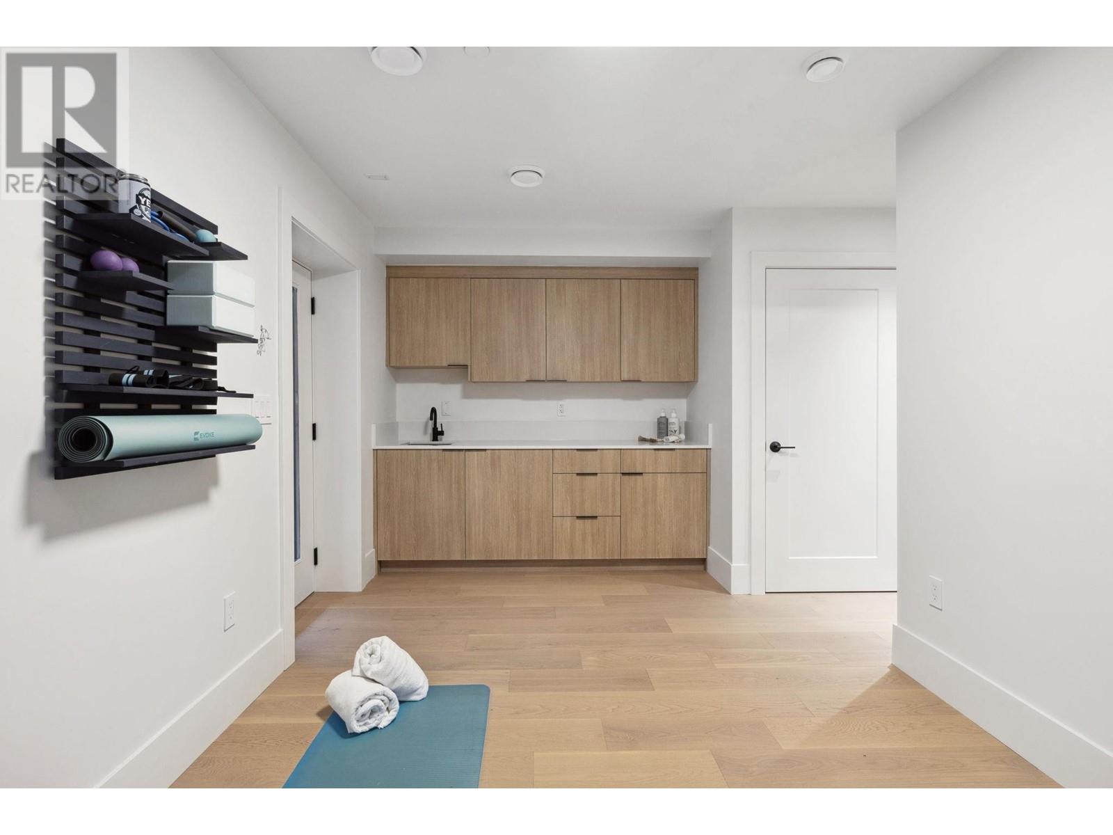 2507 W 37th Avenue, Vancouver, British Columbia V6N 2T3 - Photo 36 - R2942292