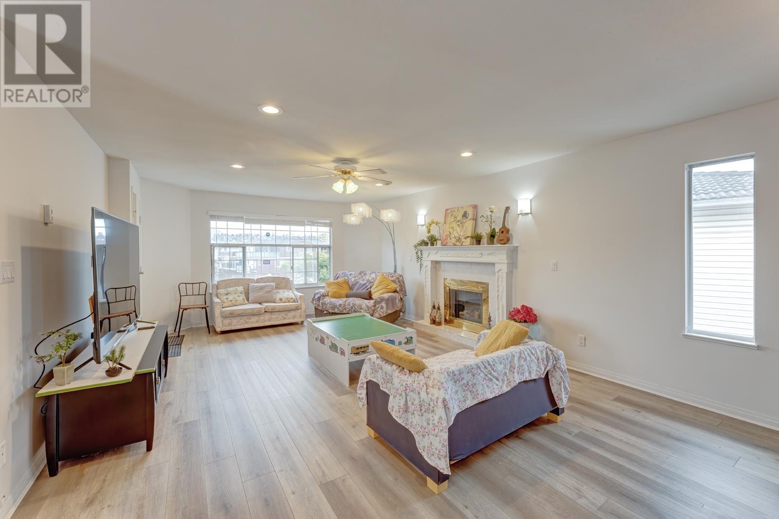 710 Crane Place, New Westminster, British Columbia  V3M 6P5 - Photo 7 - R2941651