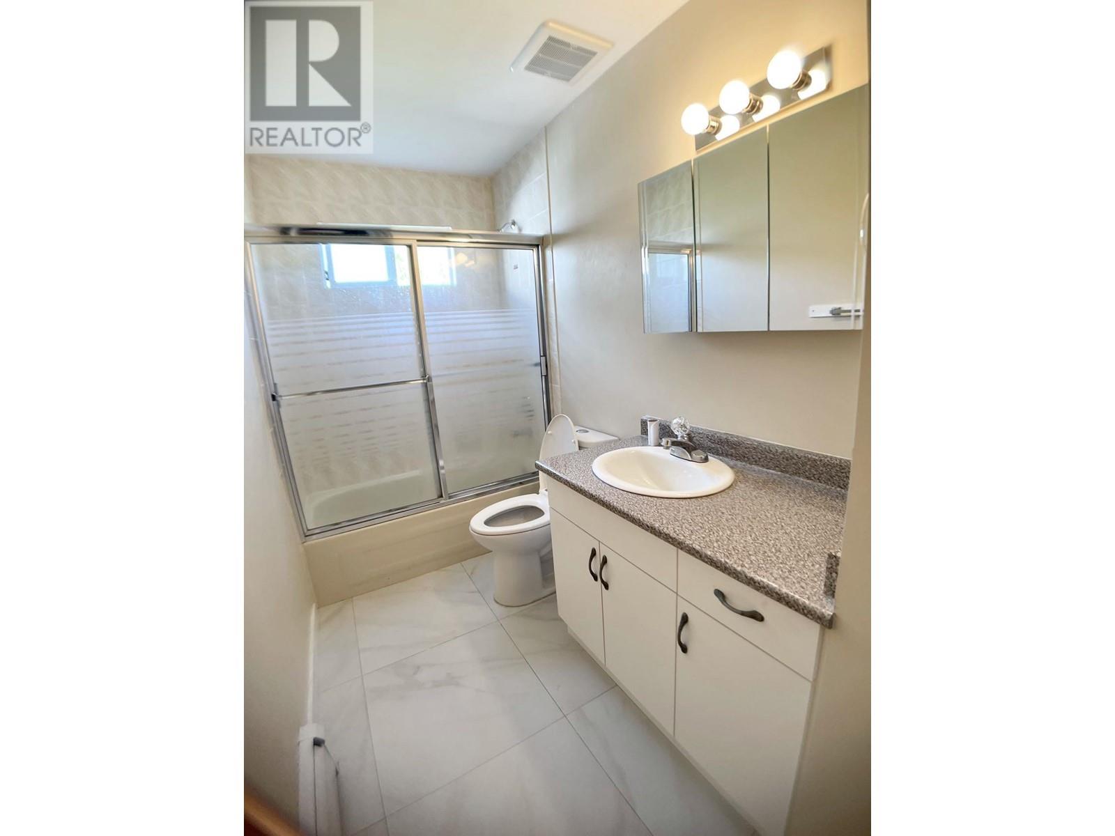 710 Crane Place, New Westminster, British Columbia  V3M 6P5 - Photo 34 - R2941651