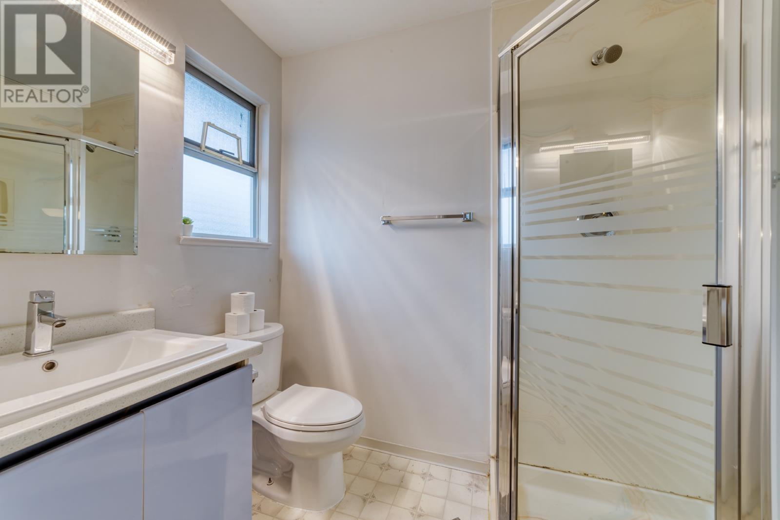 710 Crane Place, New Westminster, British Columbia  V3M 6P5 - Photo 38 - R2941651