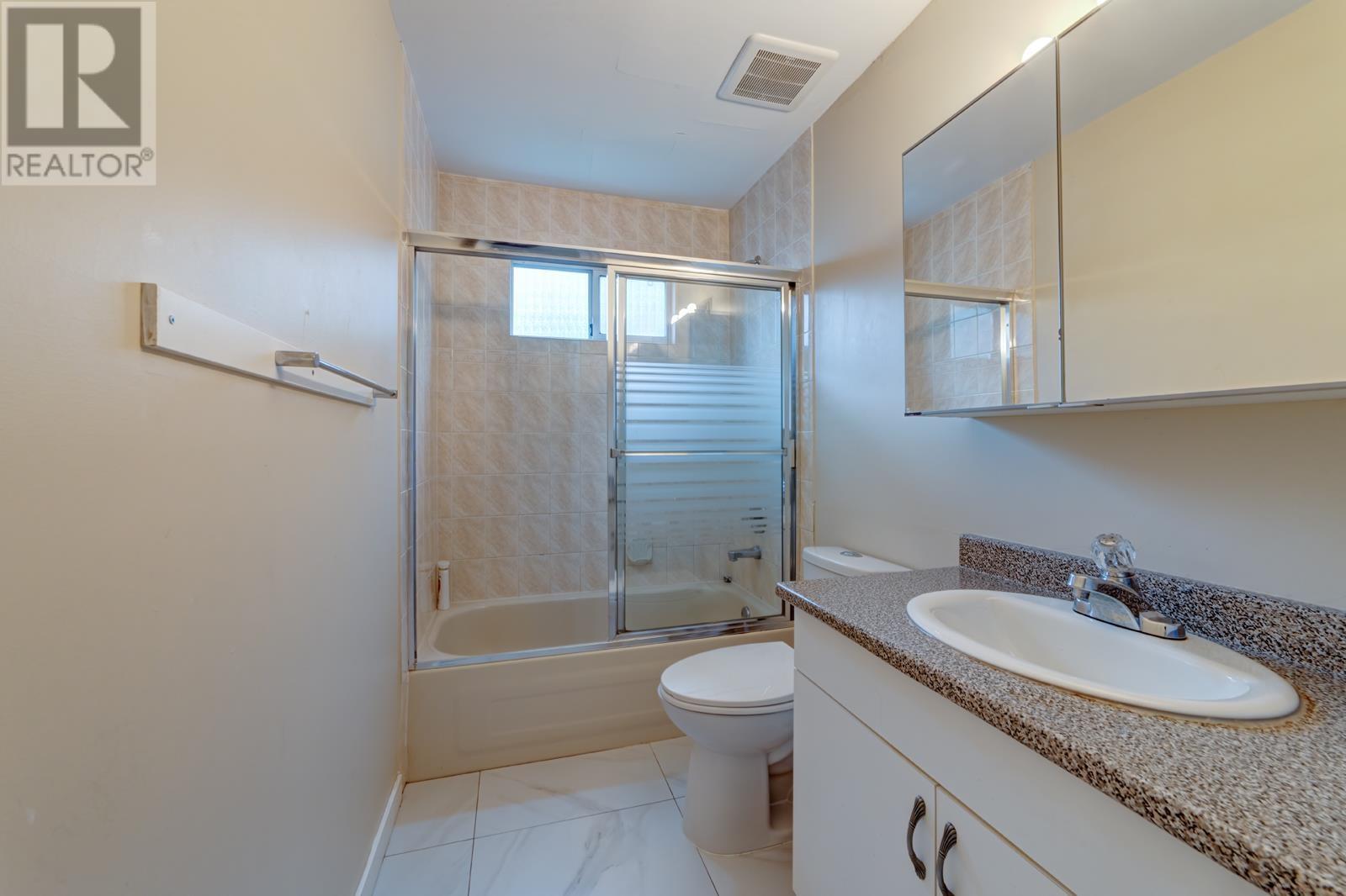 710 Crane Place, New Westminster, British Columbia  V3M 6P5 - Photo 29 - R2941651