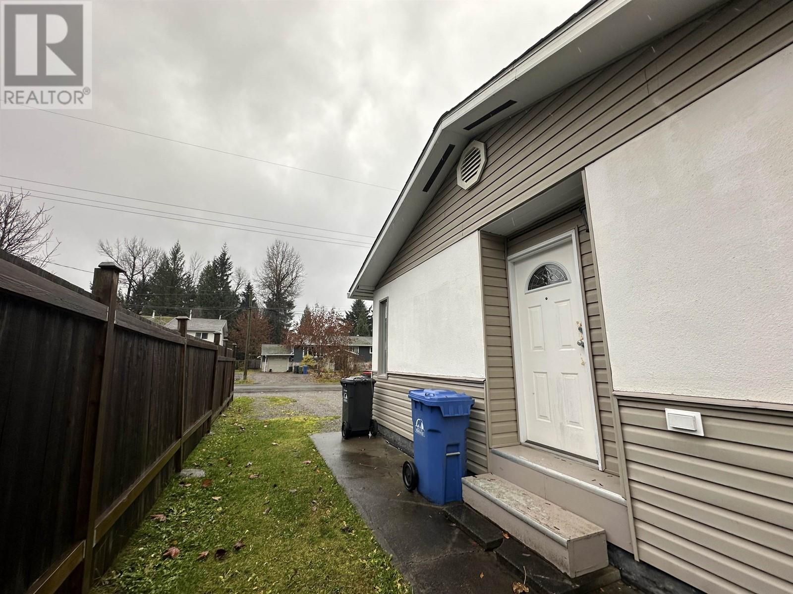 5122 Medeek Avenue, Terrace, British Columbia  V8G 1E1 - Photo 3 - R2942346