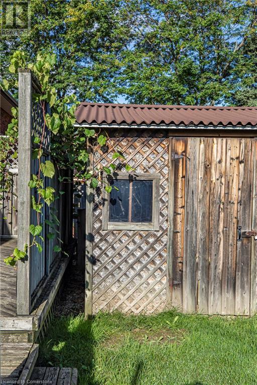 608 Stone Church Road W, Hamilton, Ontario  L9B 1A7 - Photo 37 - 40674266