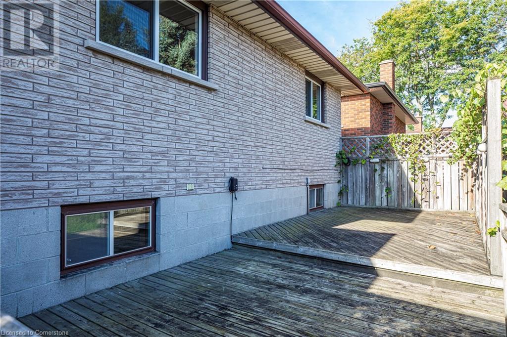 608 Stone Church Road W, Hamilton, Ontario  L9B 1A7 - Photo 39 - 40674266