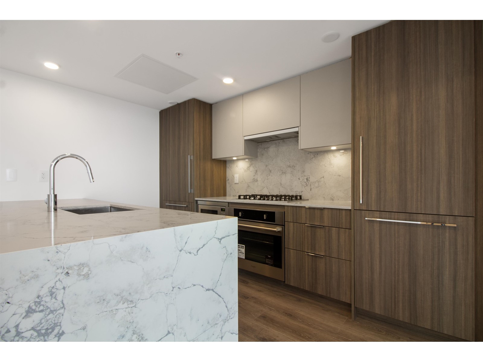 2502 10333 133 Street, Surrey, British Columbia  V3R 2H4 - Photo 13 - R2940289