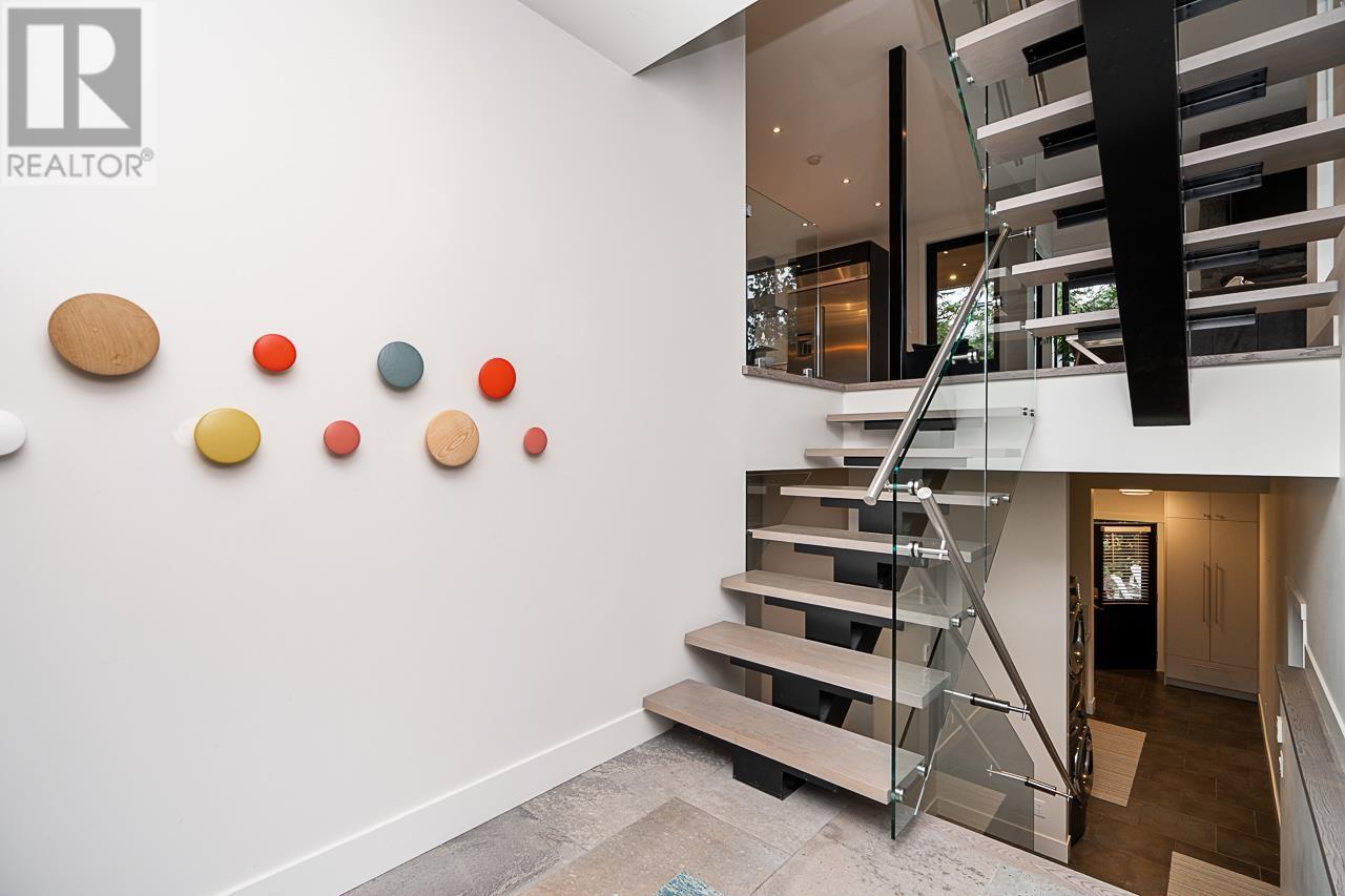 Property at 1593 TYNEBRIDGE LANE image 2