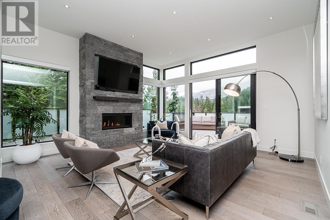 Property at 1593 TYNEBRIDGE LANE image 3