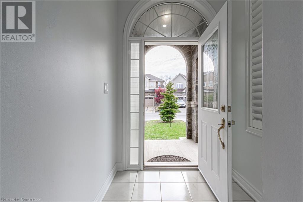 7 Connell Crescent, Hamilton, Ontario  L9C 0C8 - Photo 4 - 40674591