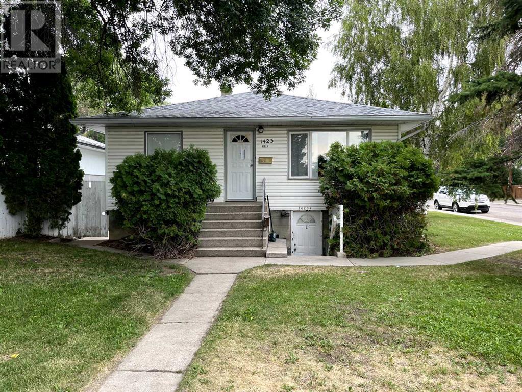 1423 & 1425 13 Avenue S, Lethbridge, Alberta