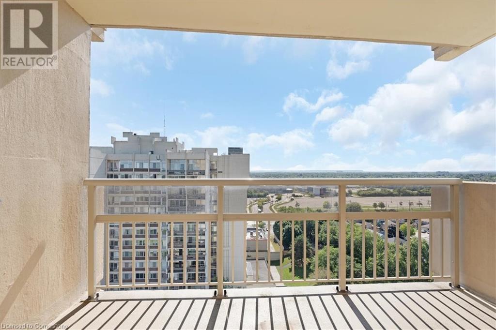 1359 White Oaks Boulevard Unit# 1604Oakville, Ontario  L6H 2R8 - Photo 16 - 40674347