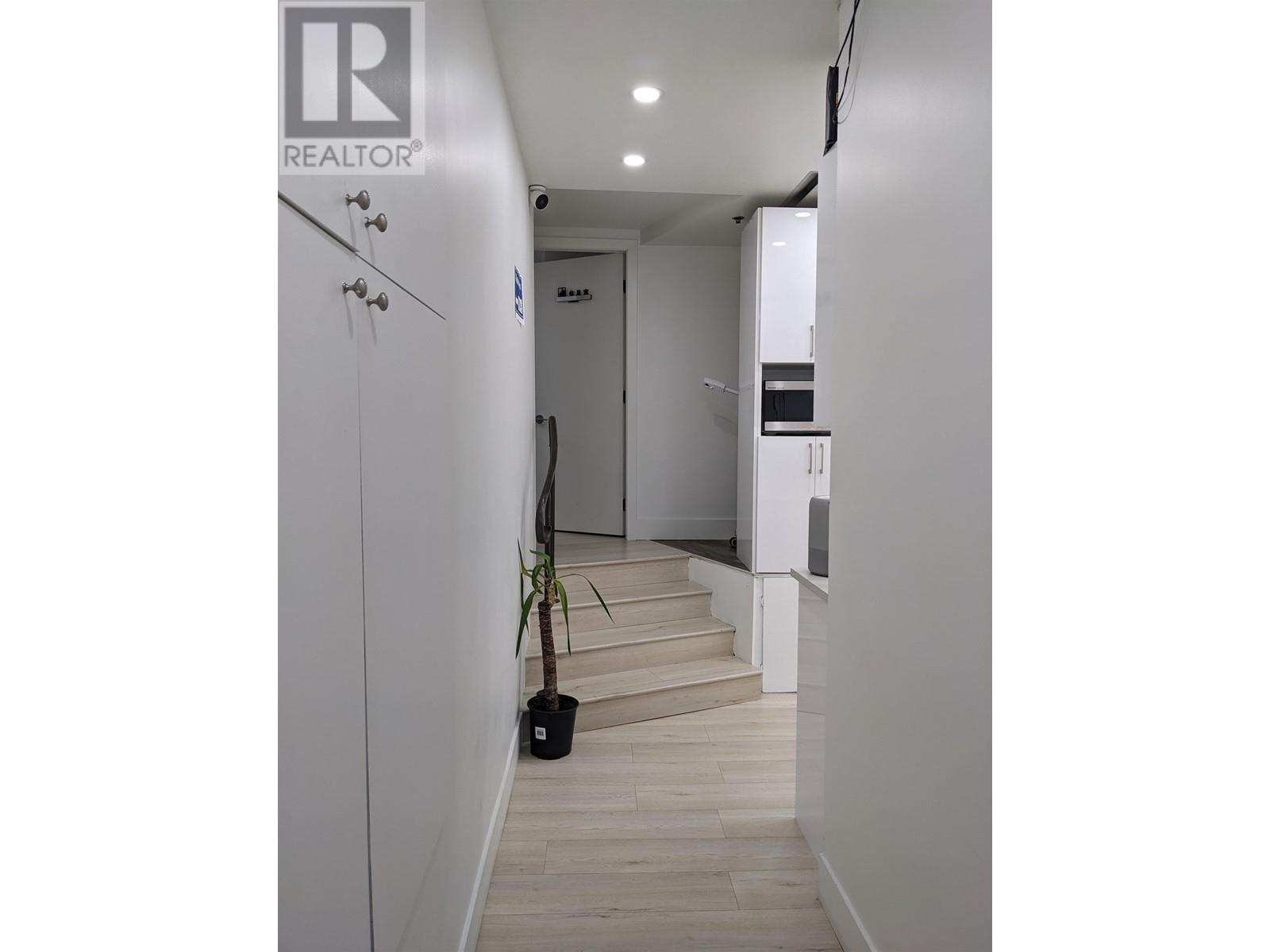 3652 W Broadway West, Vancouver, British Columbia  V6R 2B7 - Photo 10 - C8063856