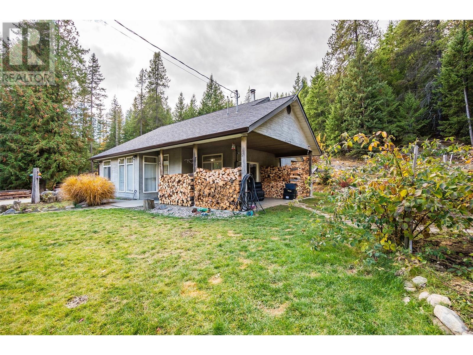 1428 Nighthawk Drive, Castlegar, British Columbia  V1N 4S2 - Photo 41 - 10327645