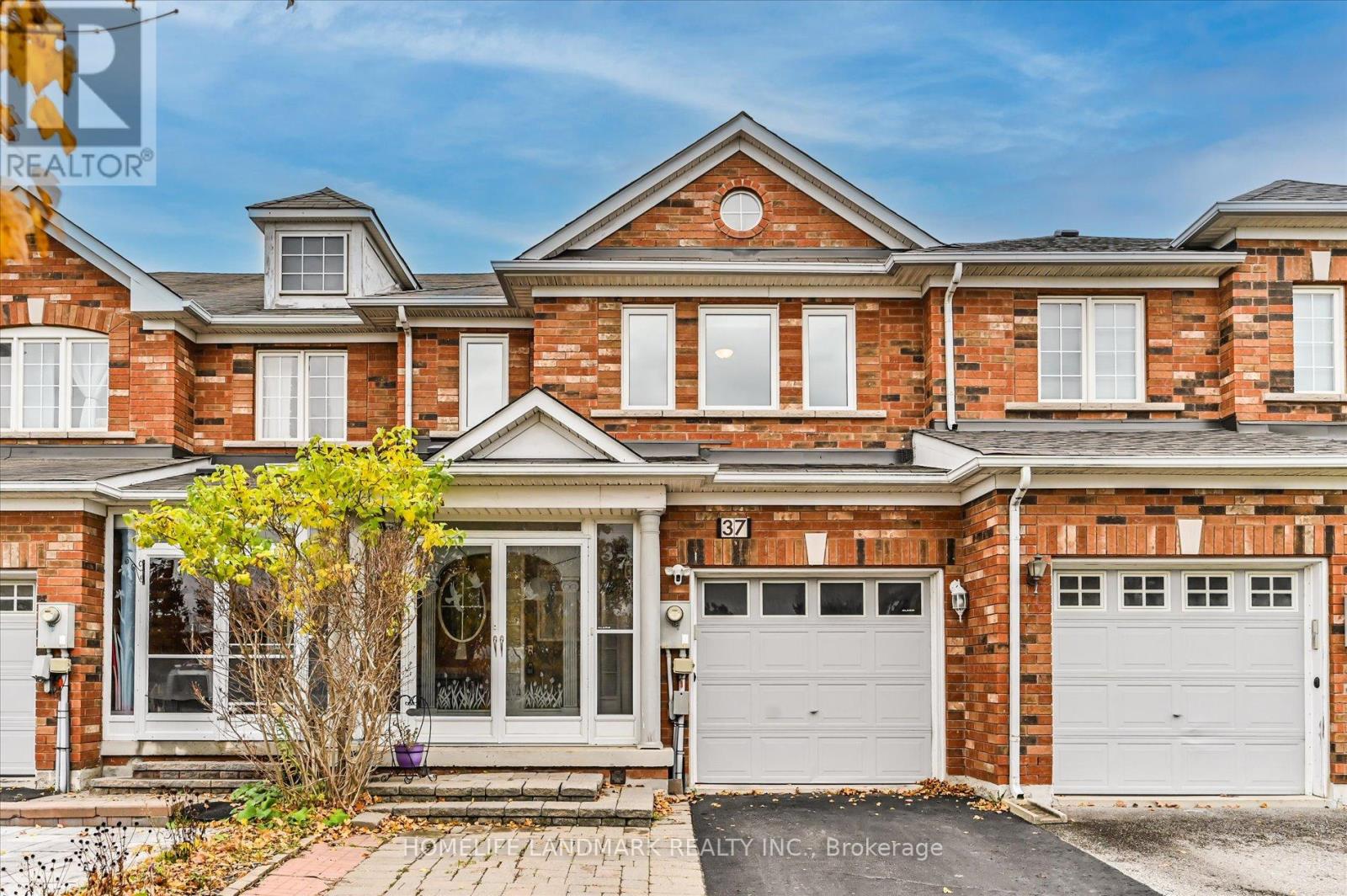 37 MATTEO DAVID DRIVE, richmond hill (rouge woods), Ontario