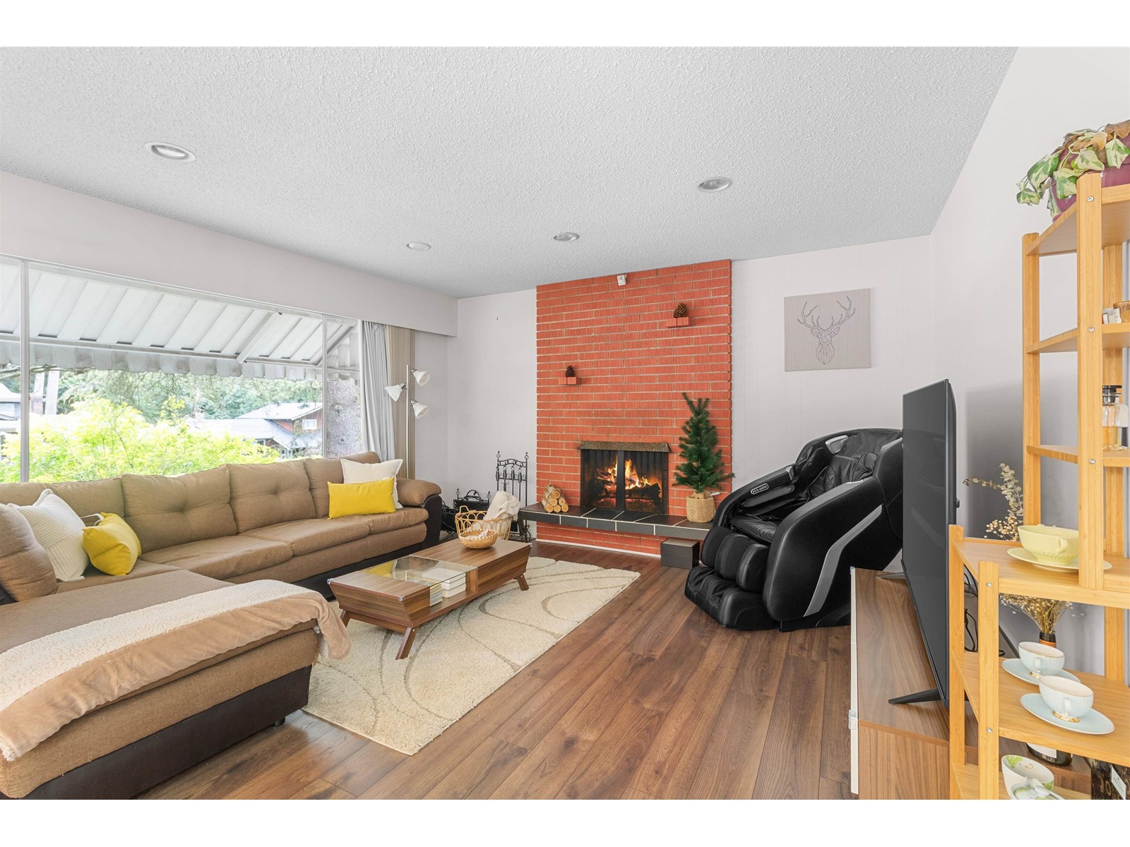 Property at 10232 142A STREET image 2