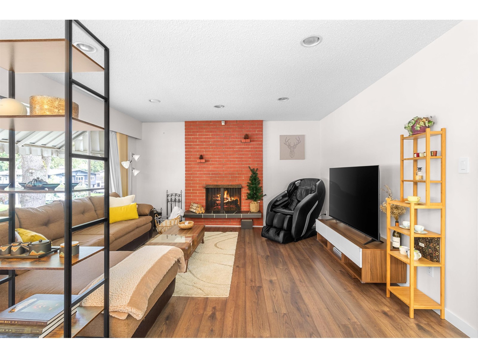 Property at 10232 142A STREET image 4