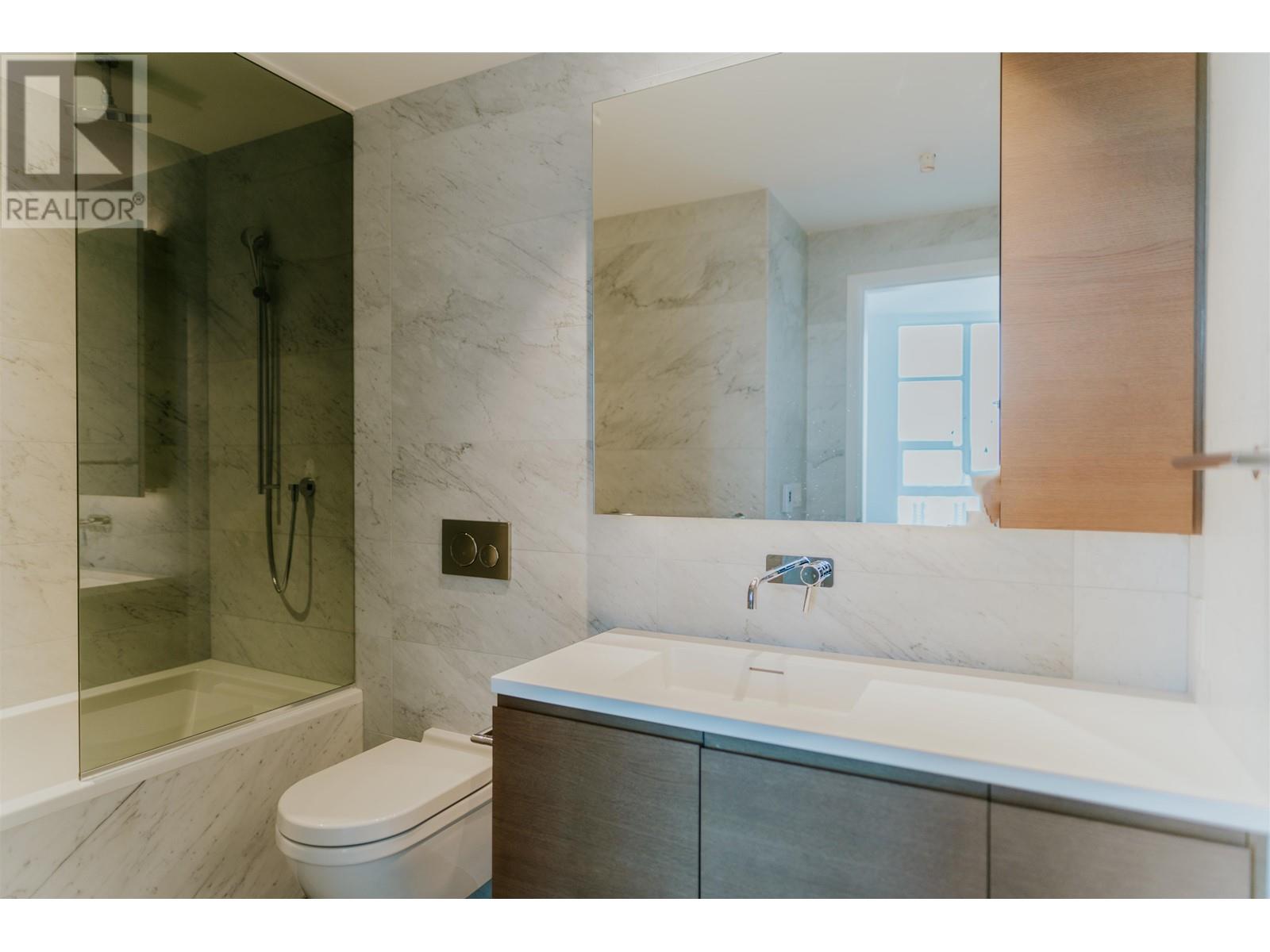 Listing Picture 13 of 25 : 3810 1289 HORNBY STREET, Vancouver / 溫哥華 - 魯藝地產 Yvonne Lu Group - MLS Medallion Club Member