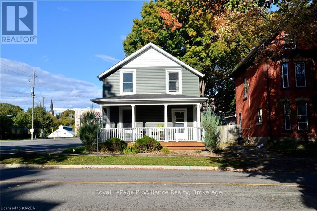 135 MAIN STREET, Gananoque, Ontario