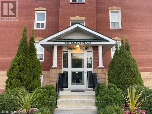 402 - 550 TALBOT PLACE, Gananoque, Ontario