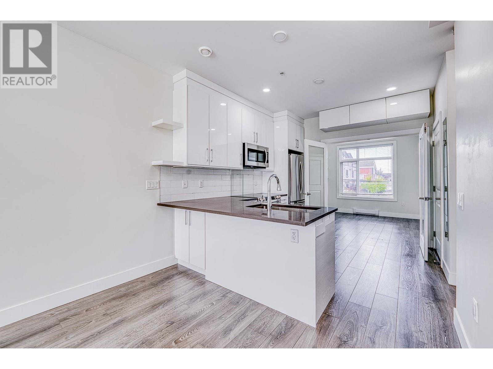 5063 Earles Street, Vancouver, British Columbia V5R 3R8 - Photo 8 - R2942466