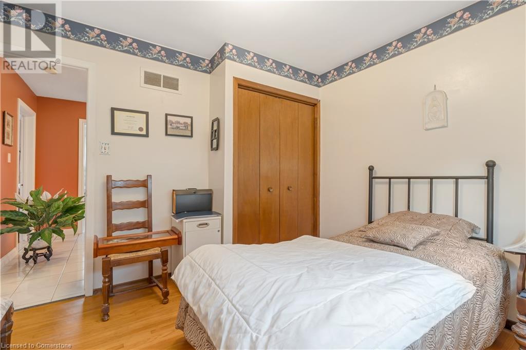 337 Mcneilly Road, Stoney Creek, Ontario  L8E 5H4 - Photo 17 - 40673729