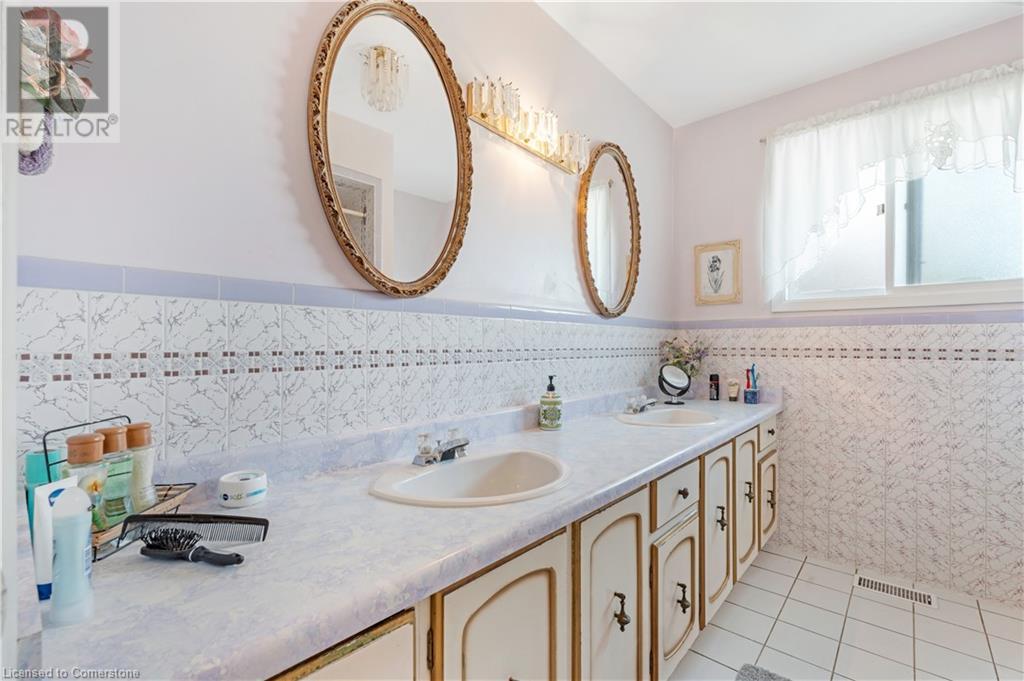 337 Mcneilly Road, Stoney Creek, Ontario  L8E 5H4 - Photo 22 - 40673729