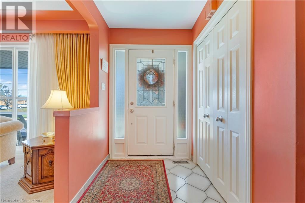 337 Mcneilly Road, Stoney Creek, Ontario  L8E 5H4 - Photo 6 - 40673729