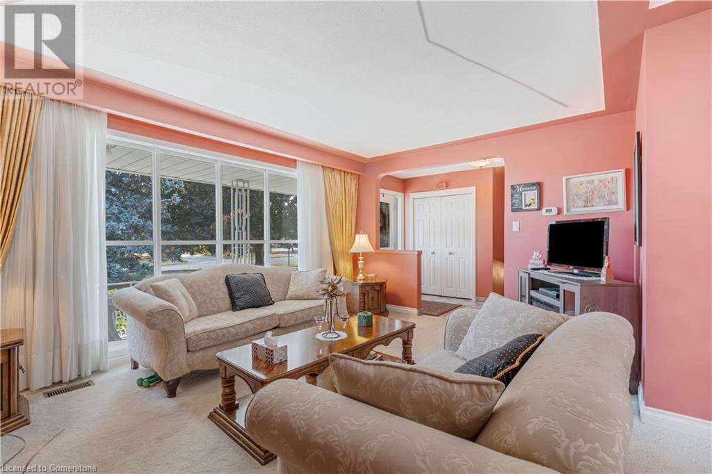 337 Mcneilly Road, Stoney Creek, Ontario  L8E 5H4 - Photo 9 - 40673729