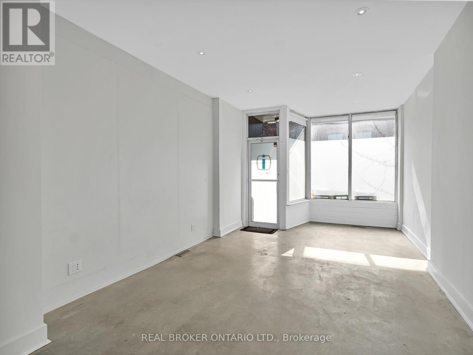 Main Fl - 1928 Gerrard Street E, Toronto, Ontario  M4L 2C1 - Photo 2 - E10408969