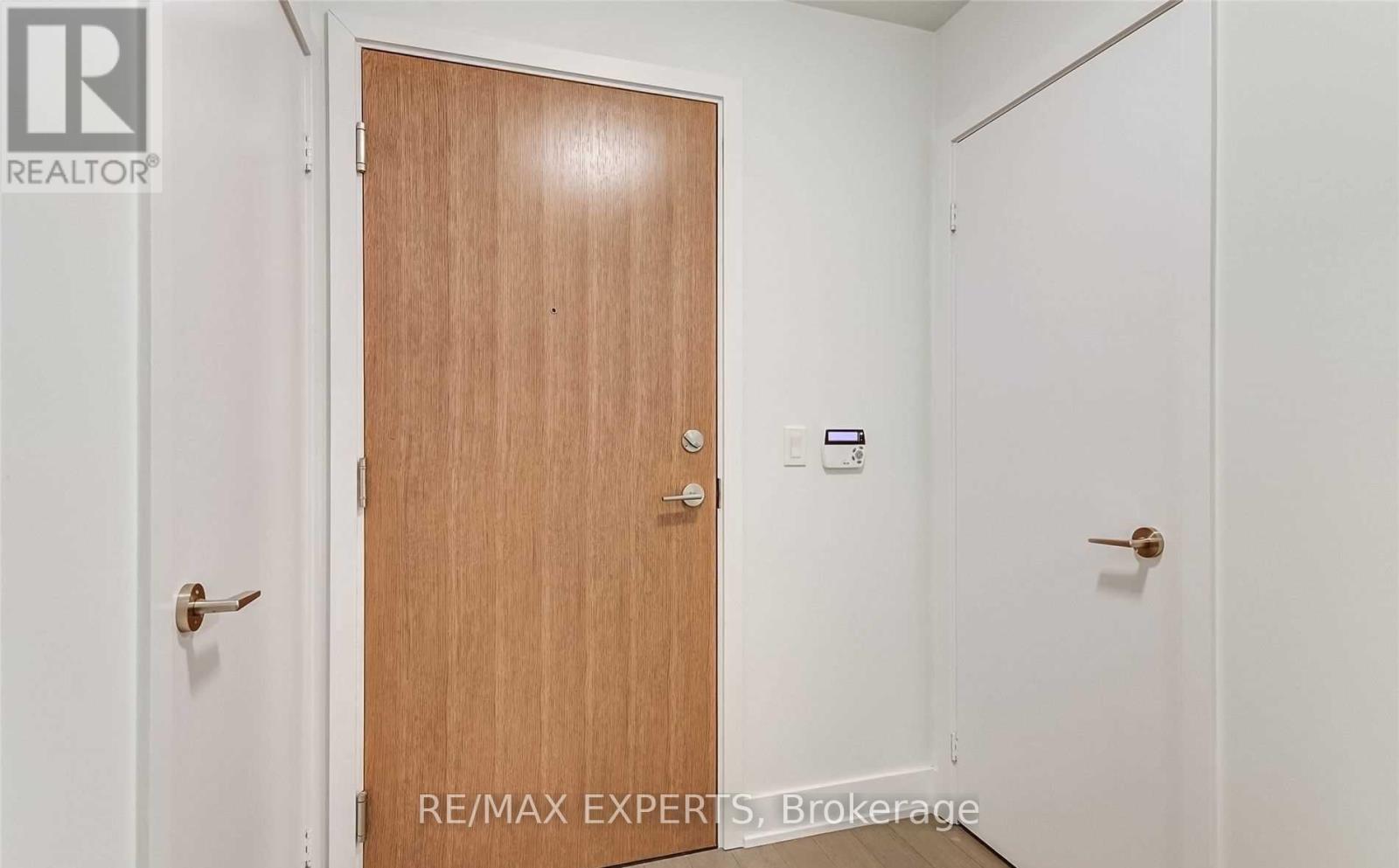 450 - 20 Shore Breeze Drive, Toronto, Ontario  M8V 0C7 - Photo 5 - W10407653