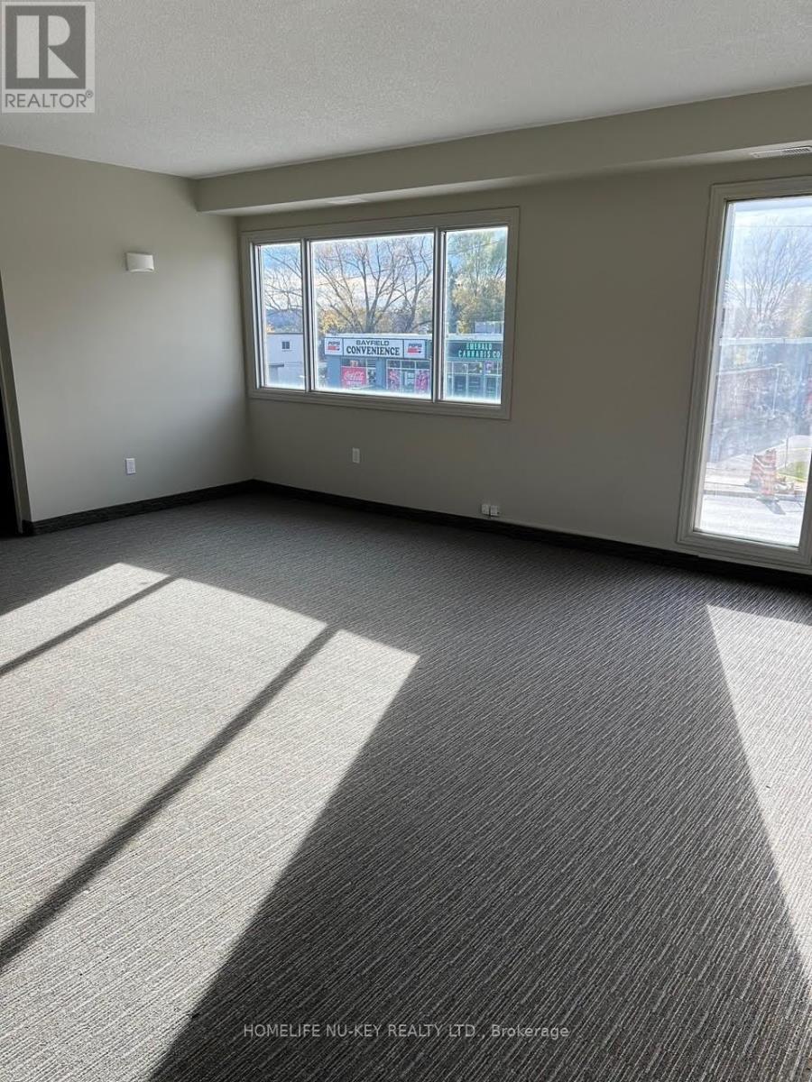 2nd Fl - 109 Bayfield Street, Barrie, Ontario  L4M 3A9 - Photo 4 - S10410314