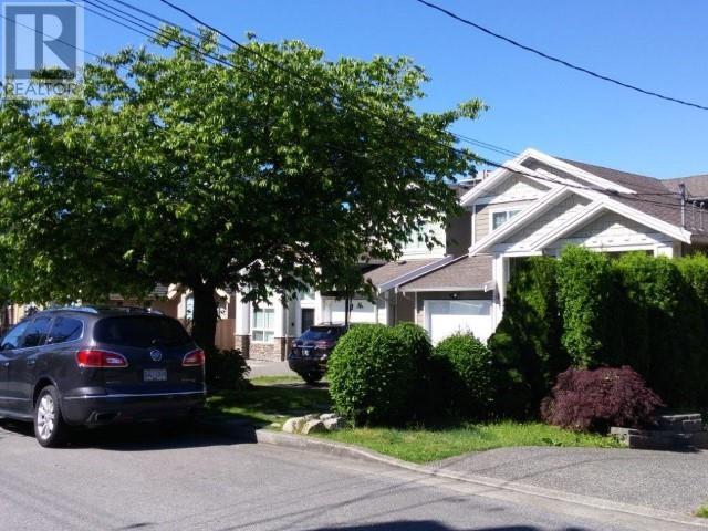 Property at 5249 CHESHAM AVENUE image 2