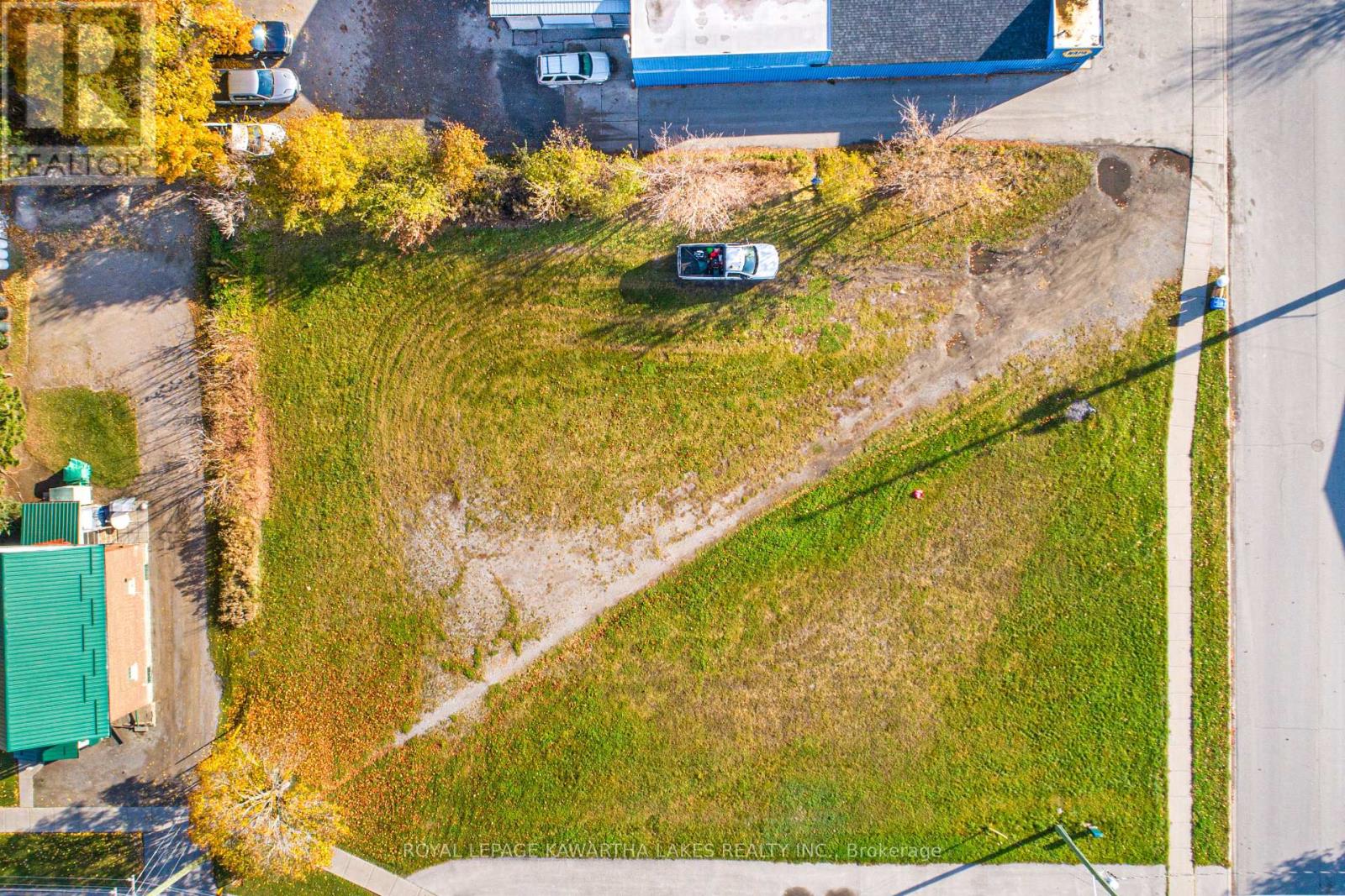 Property at 44 VICTORIA AVENUE S image 3