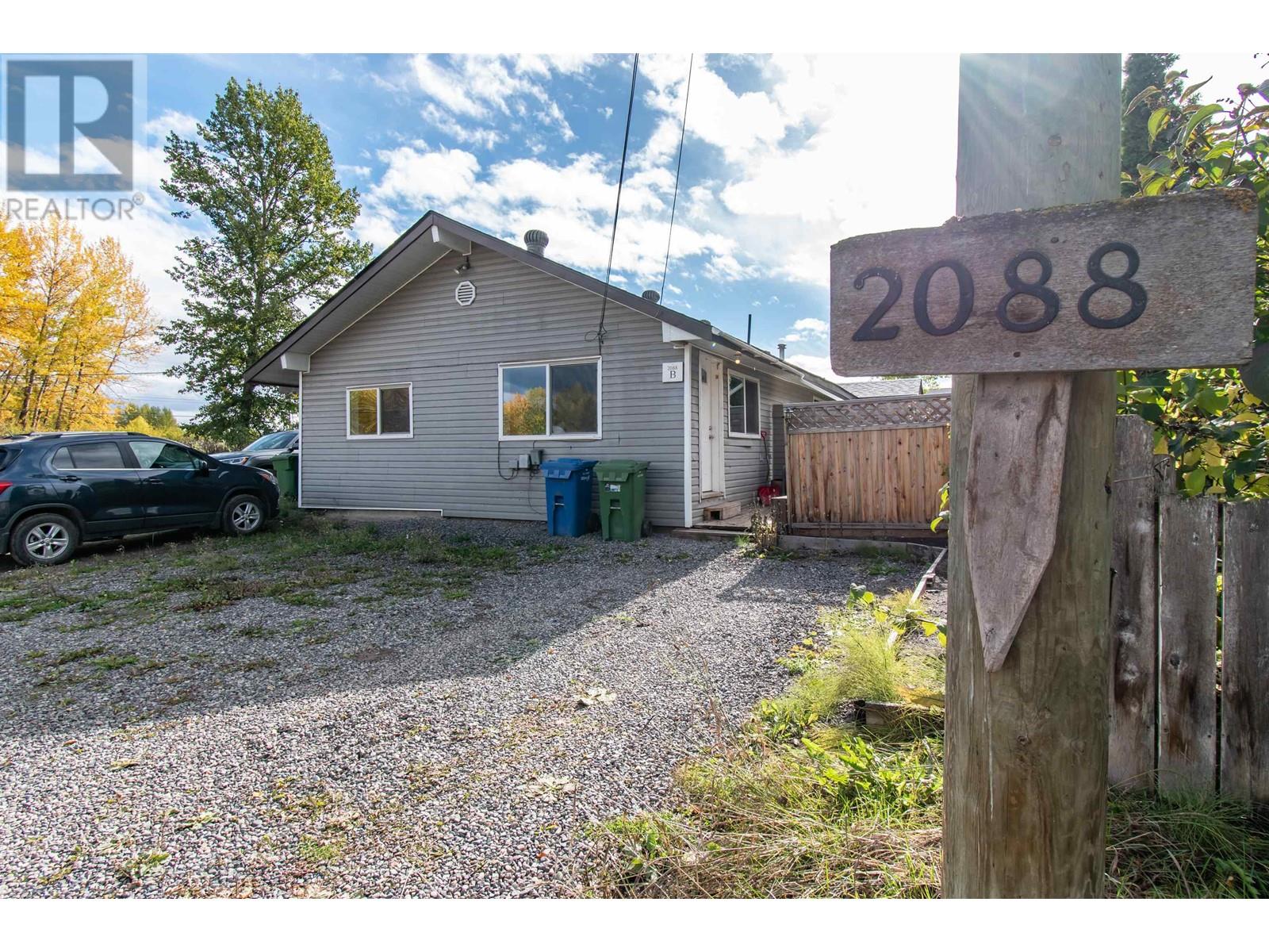 2088 Carnaby Street, Smithers, British Columbia  V0J 2N0 - Photo 2 - R2942544