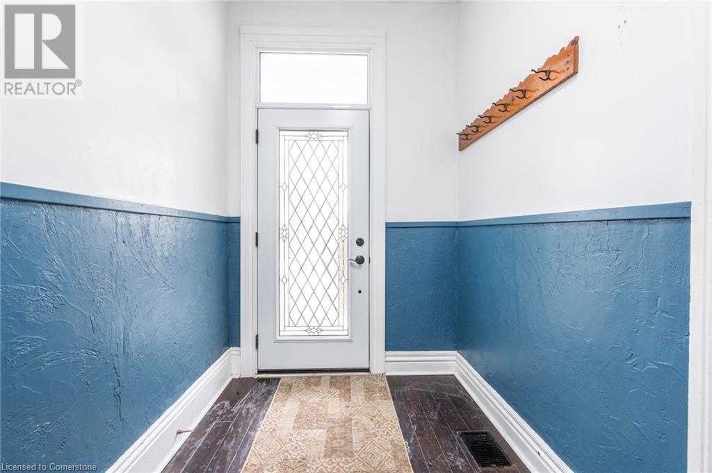 21 Oxford Street, Hamilton, Ontario  L8R 2W9 - Photo 3 - 40674631