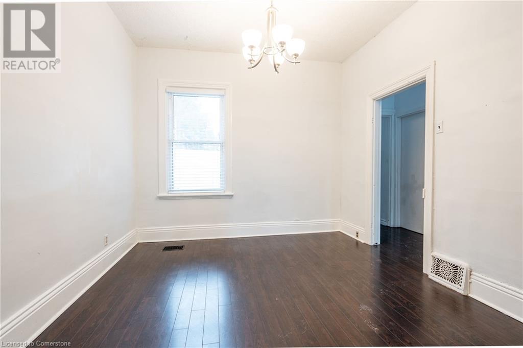 21 Oxford Street, Hamilton, Ontario  L8R 2W9 - Photo 7 - 40674631
