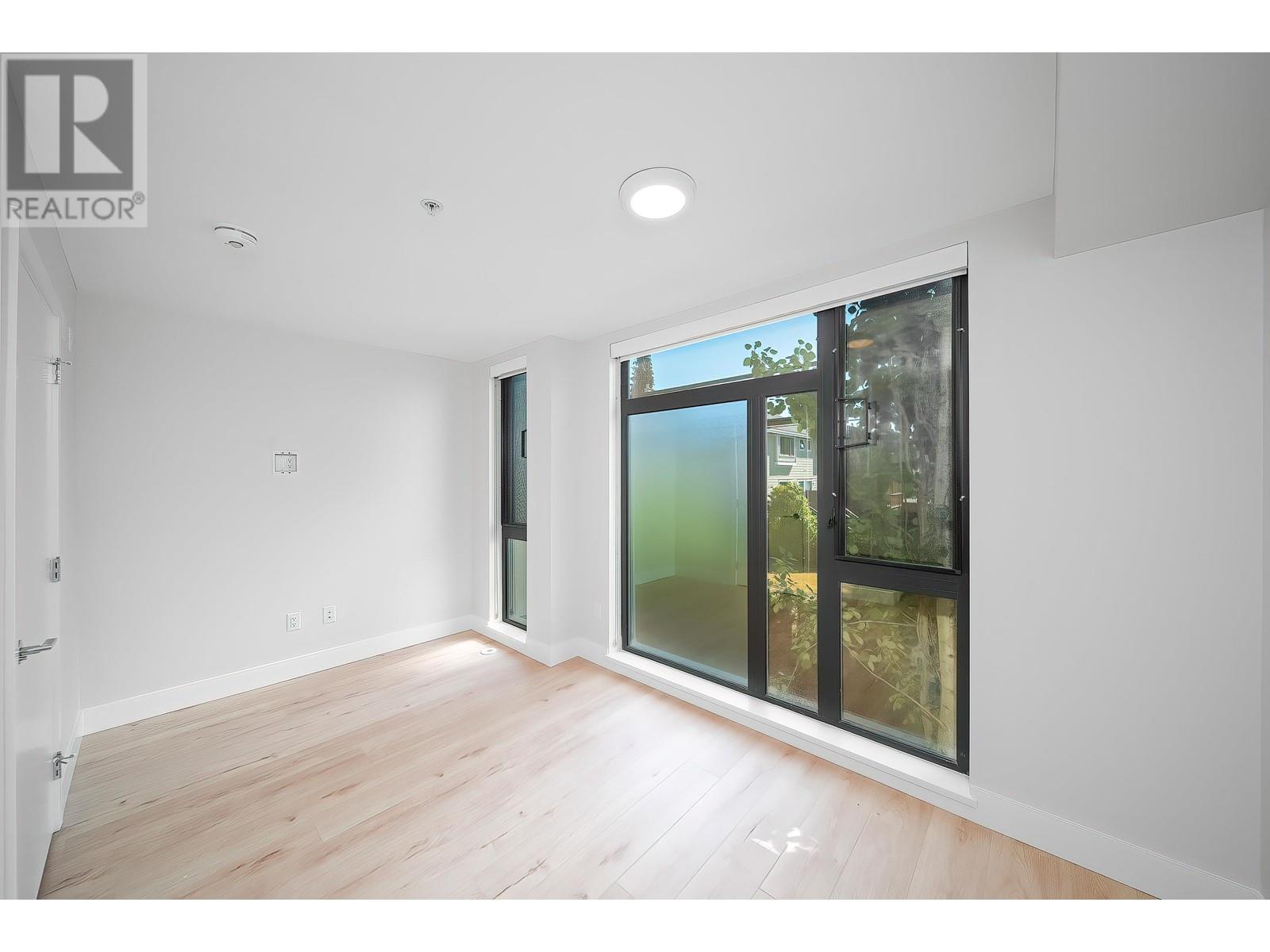 Listing Picture 18 of 30 : 7312 GRANVILLE STREET, Vancouver / 溫哥華 - 魯藝地產 Yvonne Lu Group - MLS Medallion Club Member