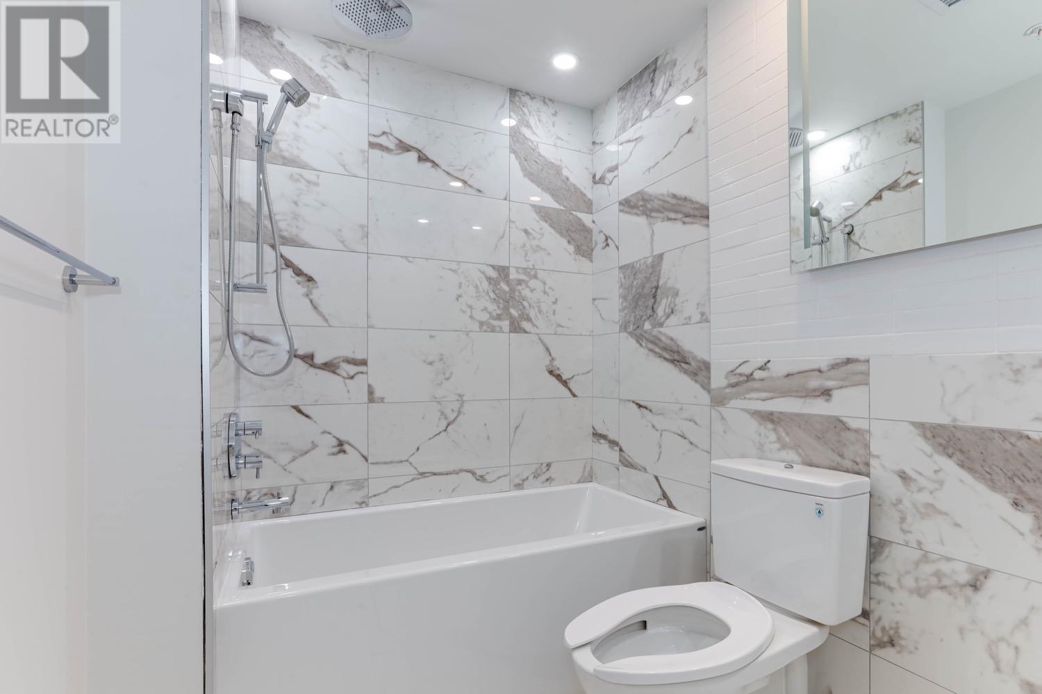 Listing Picture 16 of 24 : 505 239 KEEFER STREET, Vancouver / 溫哥華 - 魯藝地產 Yvonne Lu Group - MLS Medallion Club Member