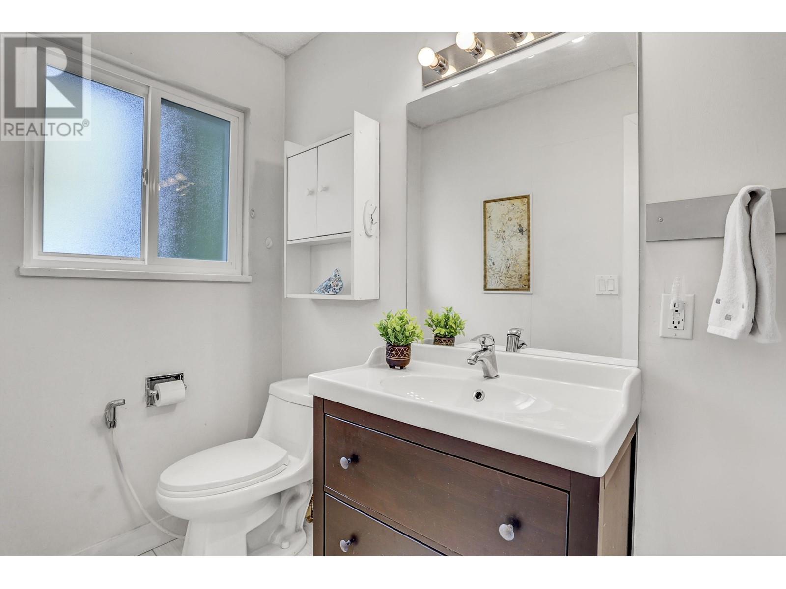 11958 Hall Street, Maple Ridge, British Columbia  V2X 5L8 - Photo 14 - R2942559