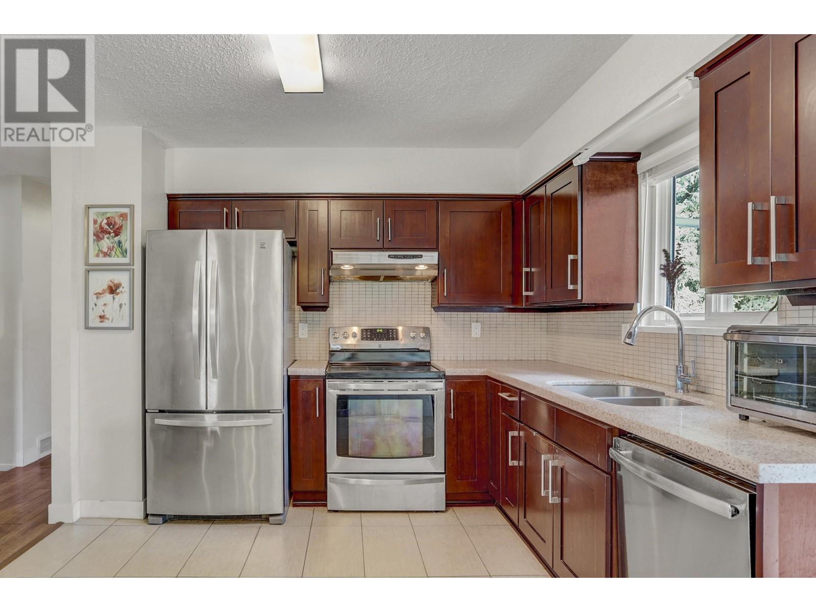 11958 Hall Street, Maple Ridge, British Columbia  V2X 5L8 - Photo 4 - R2942559